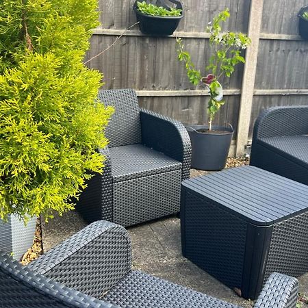 Double Room In Great Barr Near M5 - M6 - Parking - Tv Bed-Garden Birmingham Eksteriør bilde