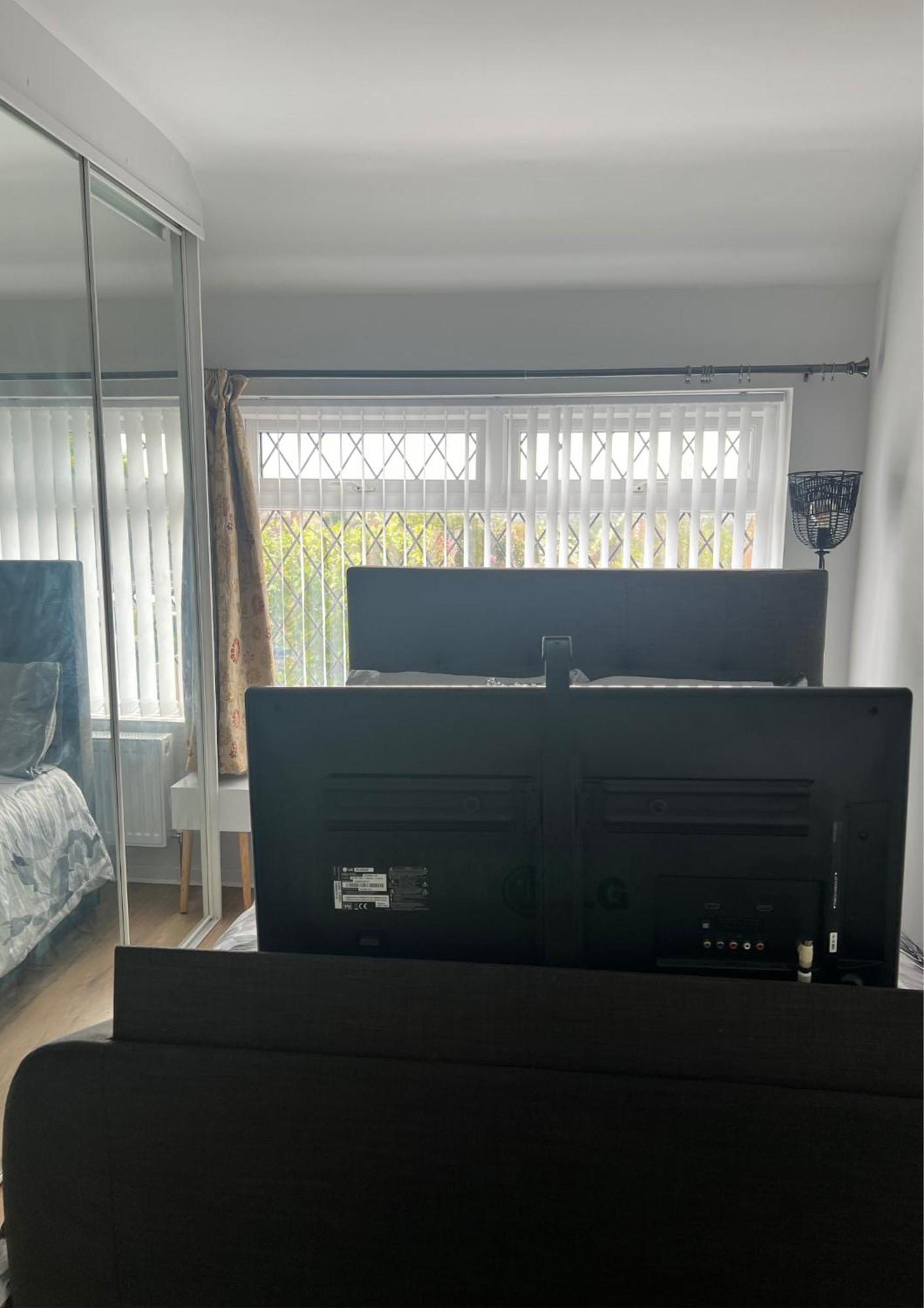 Double Room In Great Barr Near M5 - M6 - Parking - Tv Bed-Garden Birmingham Eksteriør bilde