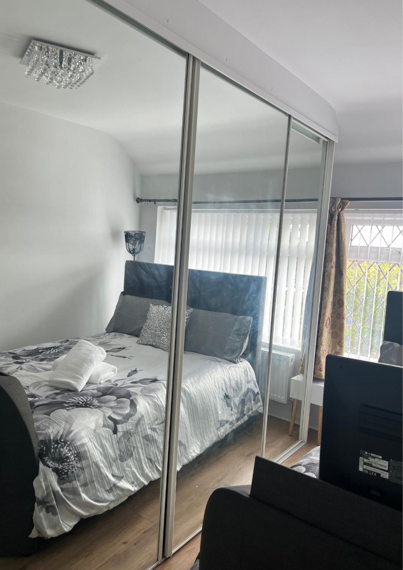 Double Room In Great Barr Near M5 - M6 - Parking - Tv Bed-Garden Birmingham Eksteriør bilde